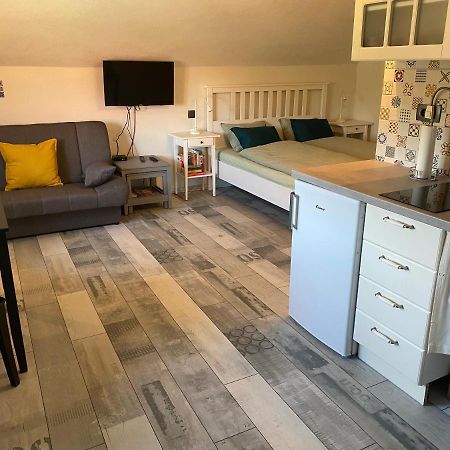 Apartma Obrh Smarjeske Toplice Buitenkant foto