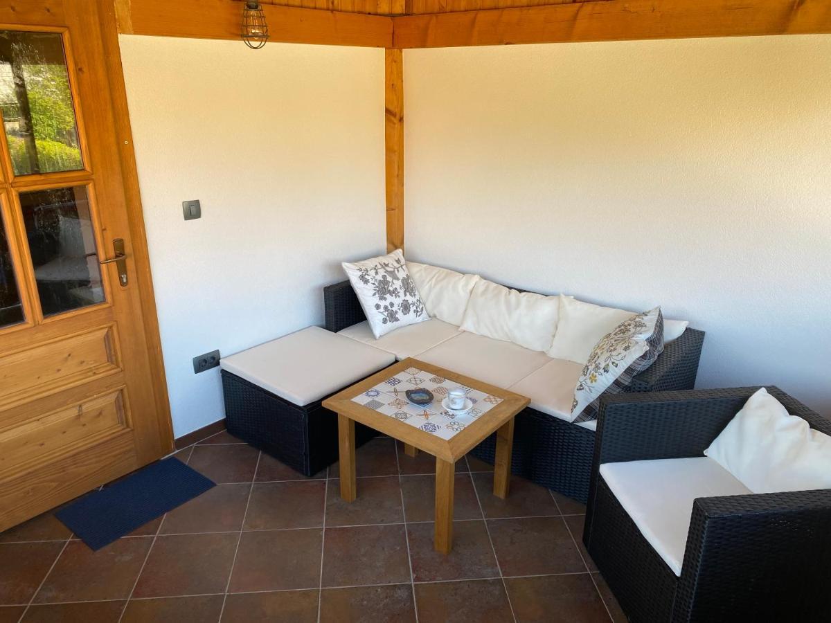 Apartma Obrh Smarjeske Toplice Buitenkant foto